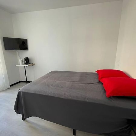 Studio A2 18M2 Cosy 5Minutes Gare Parking Gratuit Rue De La Mure Руан Екстериор снимка